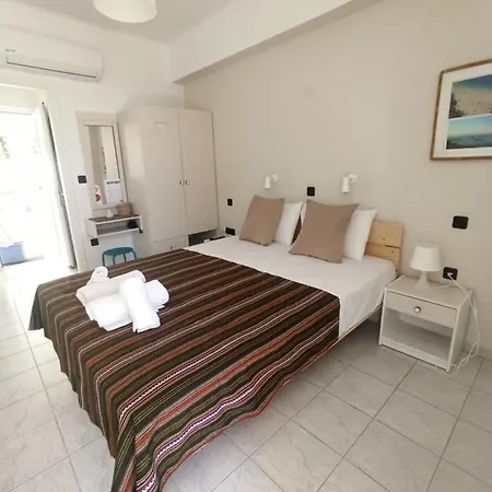 Apartment Heras Garden Vasiliki