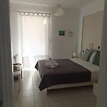 Heras Garden Apartment Vasiliki