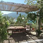 Apartment Heras Garden Vasiliki