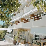 Apartment Heras Garden Vasiliki