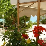 Apartment Heras Garden Vasiliki