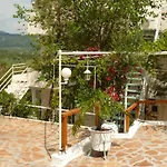 Heras Garden Vasiliki (Lefkada)