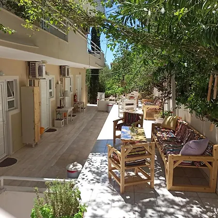 Heras Garden Appartement *