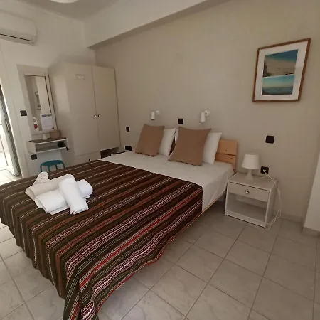 Апартаменты Heras Garden *