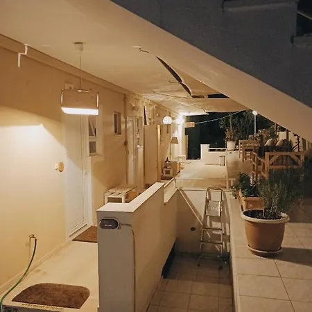 Heras Garden Appartement *