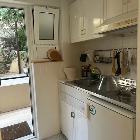 Heras Garden * Βασιλική