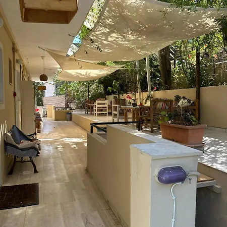Διαμέρισμα Heras Garden Βασιλική
