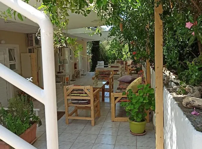 Heras Garden * Vasiliki (Lefkada)