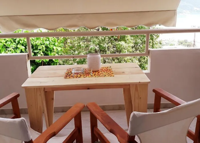 Heras Garden Apartment